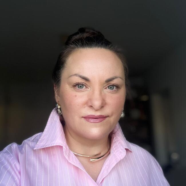 Babysitter in Bucharest: Velychko