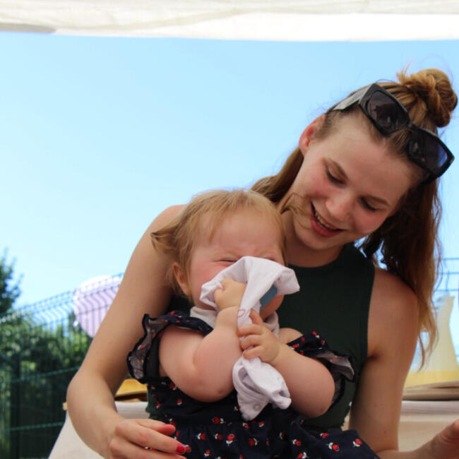 Babysitting job in Mareil-le-Guyon: Maelle
