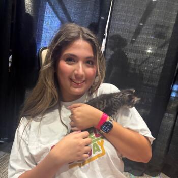 Babysitter Allen (Texas): Camila