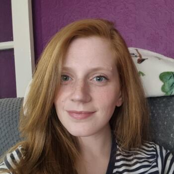 Babysitter in Warrington: Lauren