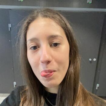 Babysitter in Aubagne: Sarah