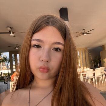 Babysitter in Las Jarretaderas: Ilya Navarro