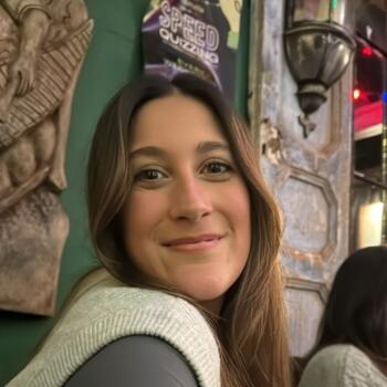 Babysitter in Castilleja de la Cuesta: Sandra