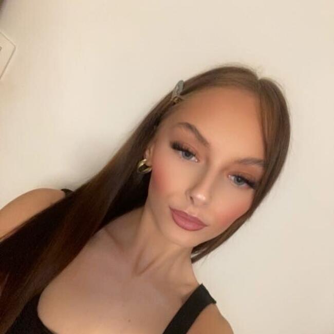 Babysitter in Charleville-Mézières: Erika