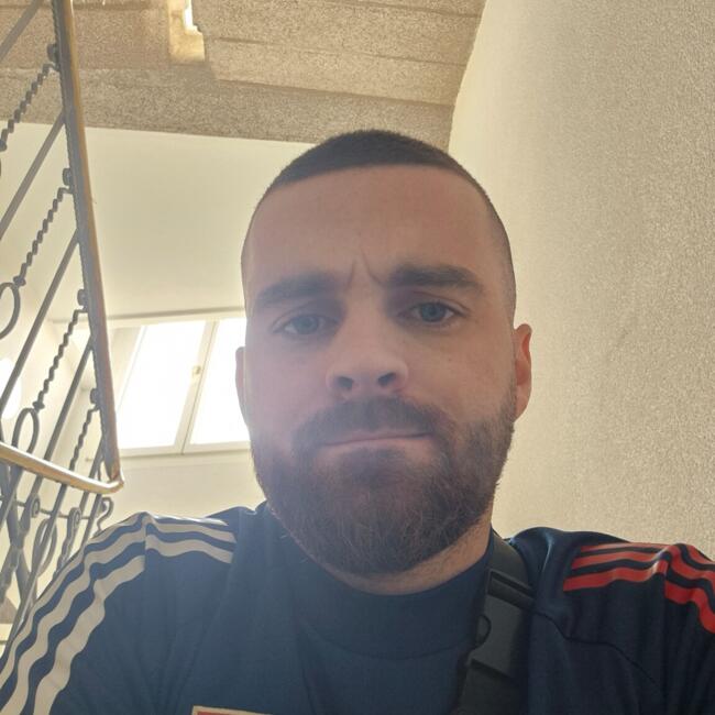 Babysitting job in Pontarlier: Arnaud