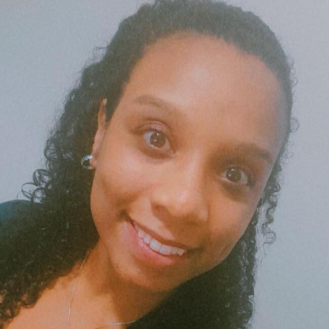 Babysitter in Praia Grande: Dreice