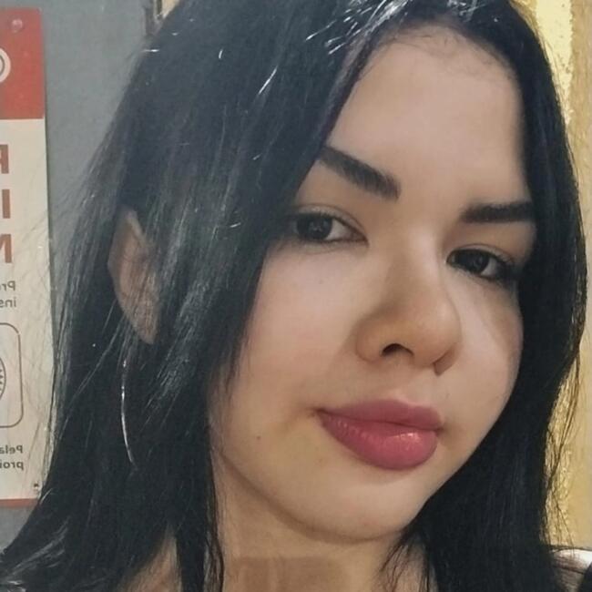 Babá em Fortaleza: Ana