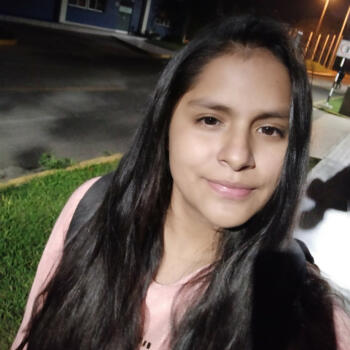 Babysitter San Juan de Lurigancho: Luz Bella