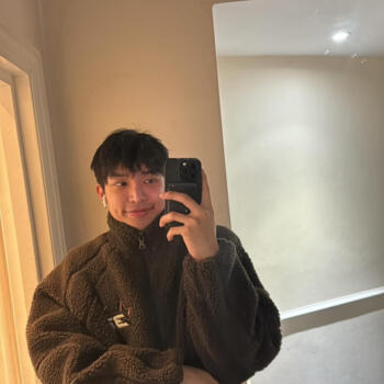 Babysitter in London: Kayon