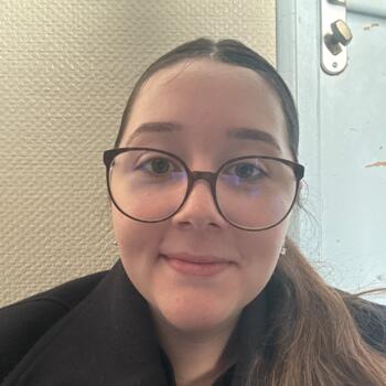 Babysitter in Nogent-le-Sec: Kimberley