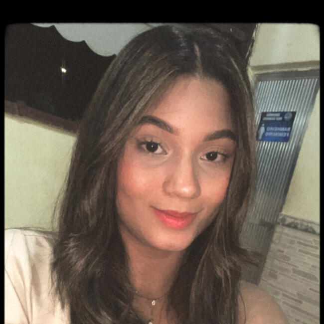 Babá em Armação dos Búzios: Ana Beatriz 