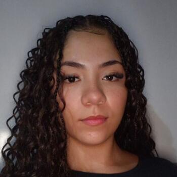 Babá Fortaleza: Angela