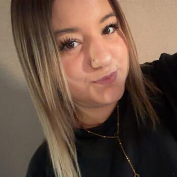 Babysitter in Velosnes: Lorena