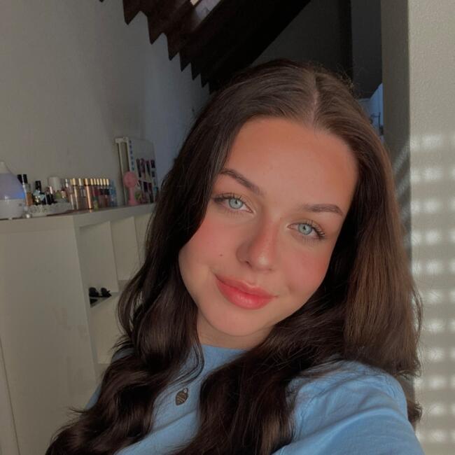 Baby-sitter in Unterengstringen: Jasmin Lenz