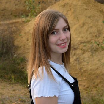 Babysitter in Tintigny: Elisa