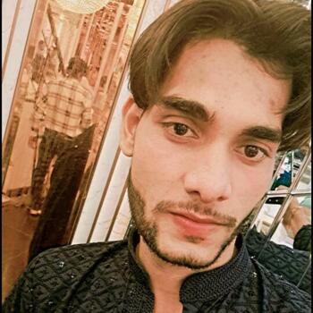 Ghāziābād में बेबीसिटर: Piyush