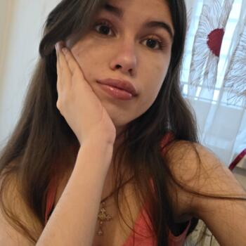 Babysitter Krakow: Maya