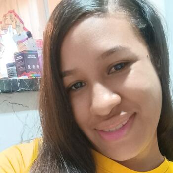 Babysitter in Puerto Pilón: Argelis