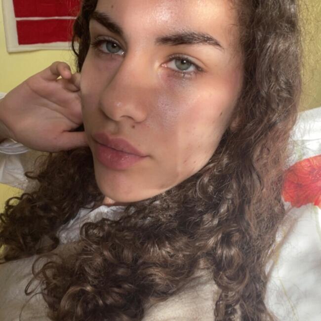 Babysitter in Camors: Clémence