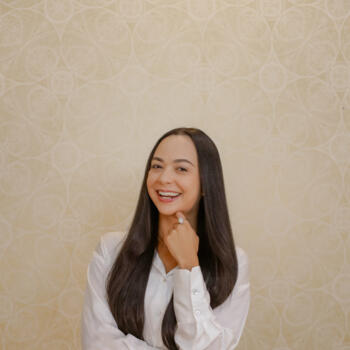 Babysitter em Lagos: Camilla