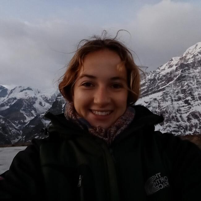 Babysitter in Kingston upon Thames: Hannah-Rose