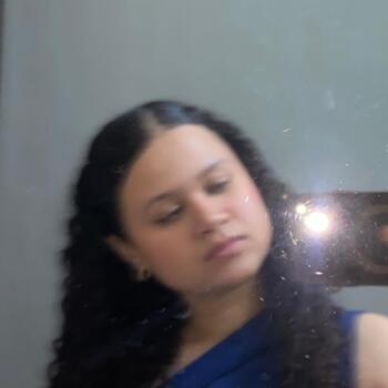 Babá em Apucarana: Rayssa