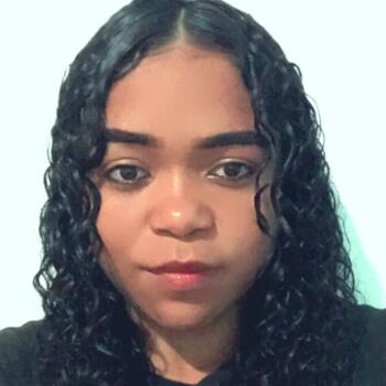 Babá em Recife: Flávia