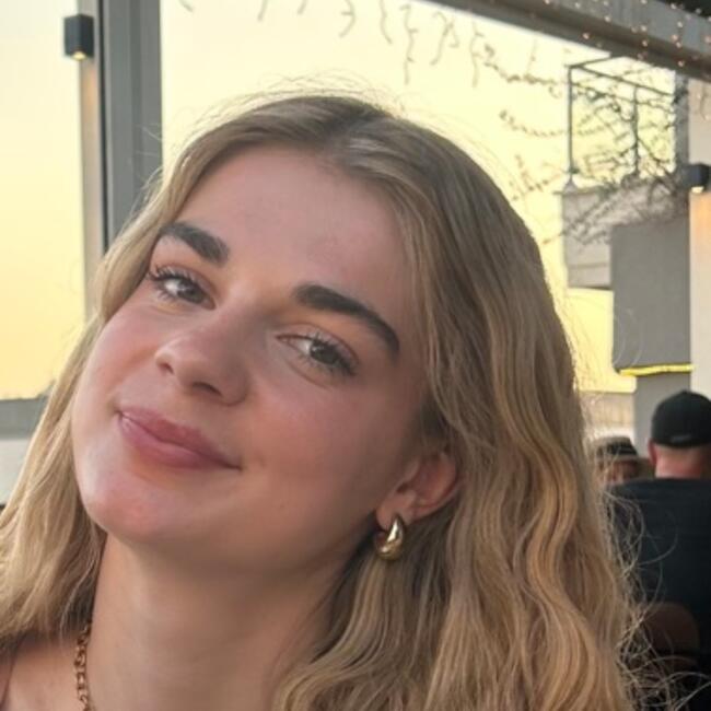 Babysitter in Antwerp: Ellen