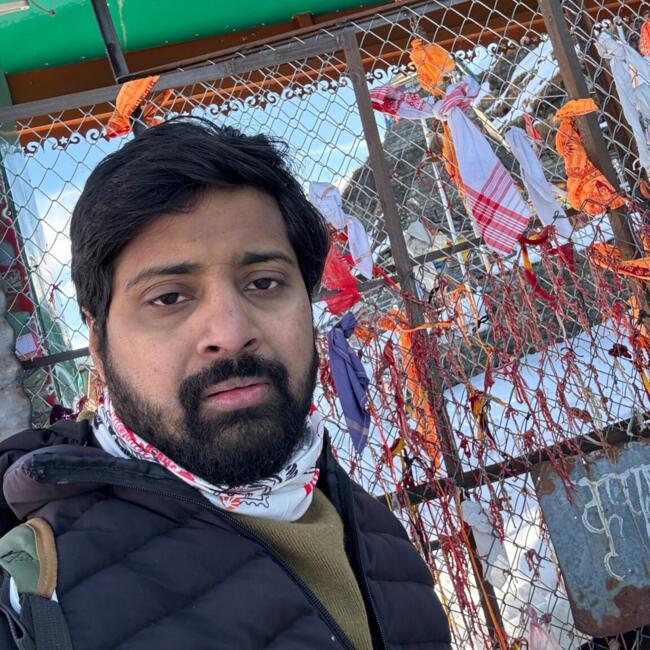 हैदराबाद में बेबीसिटिंग की नौकरी: Abani Kumar