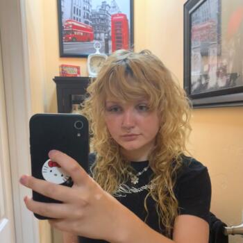 Babysitter Portsmouth: Del