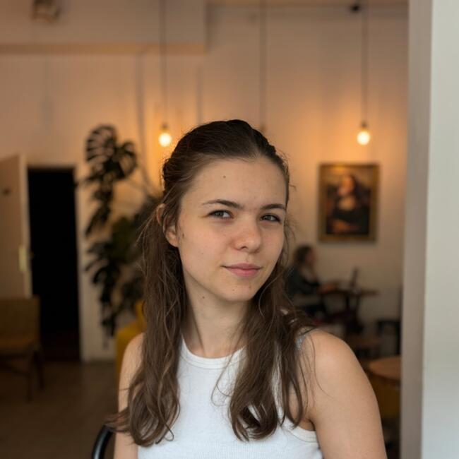 Opiekunka do dziecka w Praga Południe: Julia