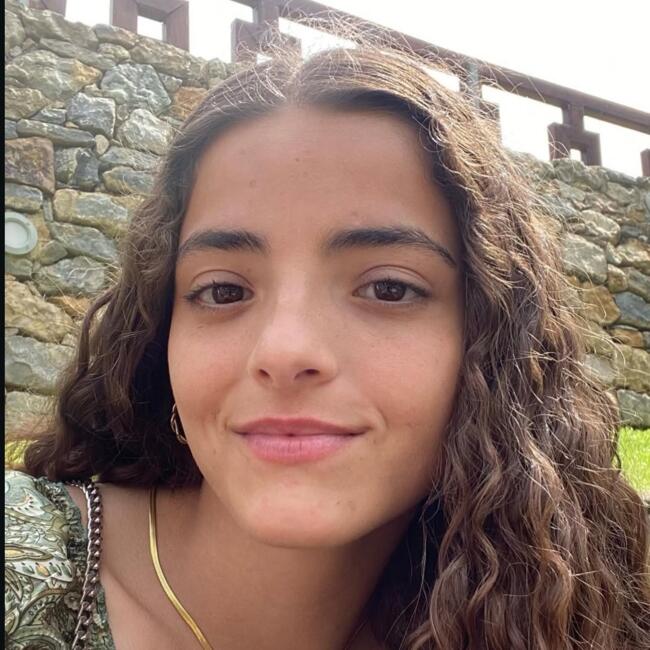 Babysitter em Alcabideche: Francisca