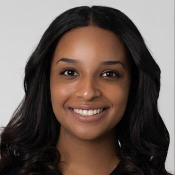 Babysitter Etobicoke: Brooklyn