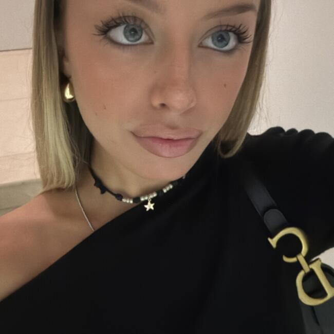 Babysitter in Berlingo: Angelica