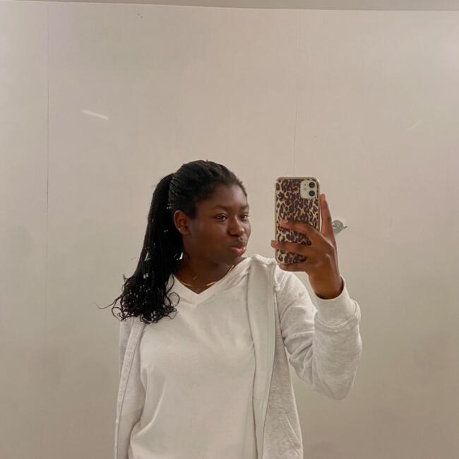 Babysitter in Neupré: Saphania