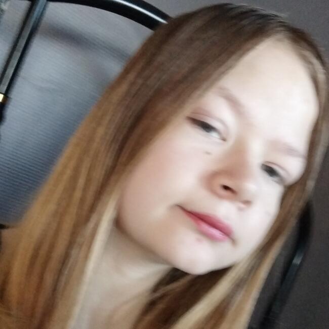 Babysitter in Charleroi: Emilie