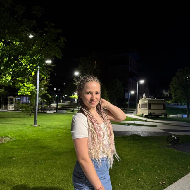 Babysitter in Vișan: Daria Andreea