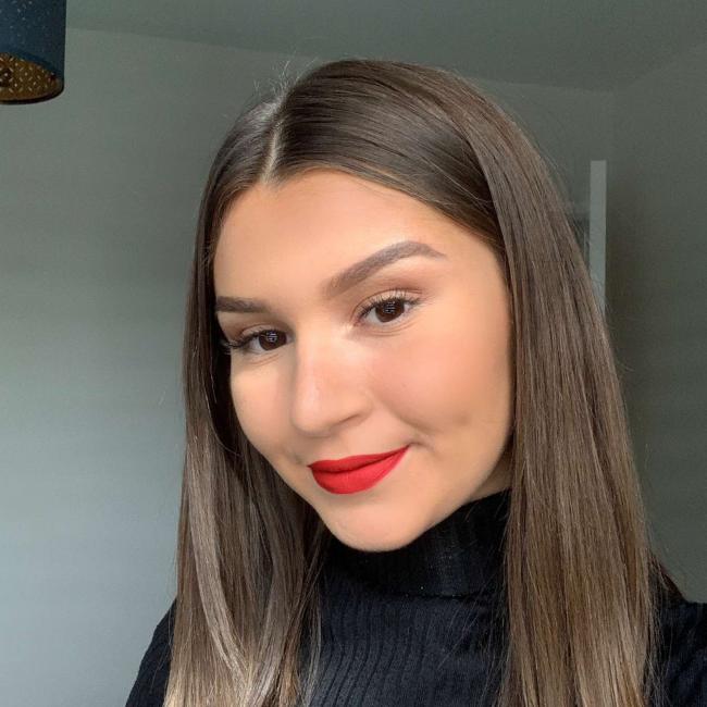 Babysitter in Dunkirk: Léna