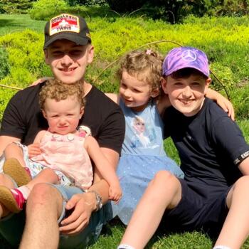 Babysitter in Portsmouth: Tyler