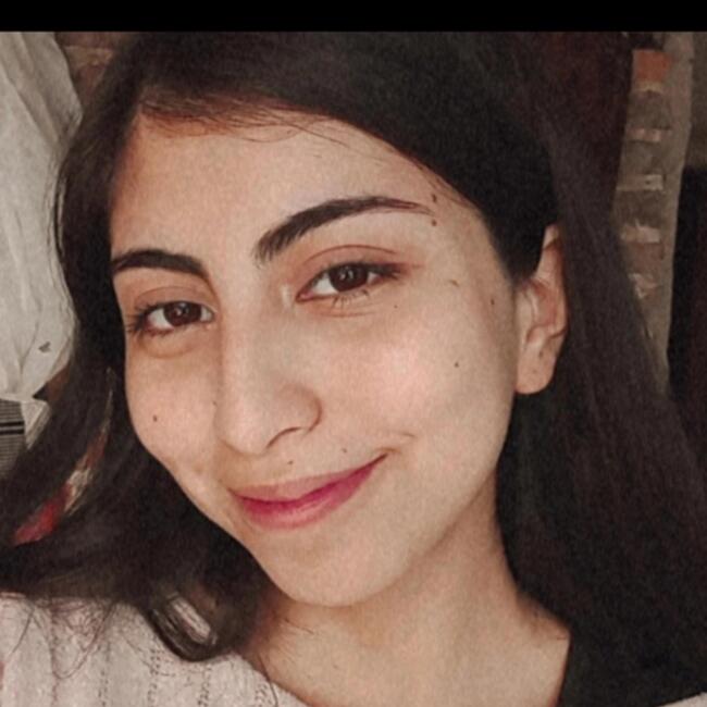 Niñera en Fray Luis Beltrán: Kiara