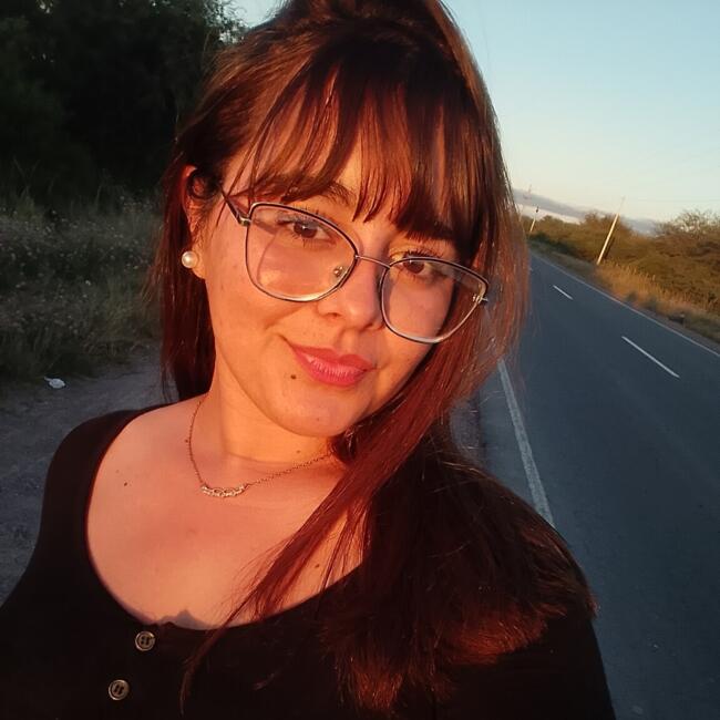 Babysitter in Beltrán: Daira
