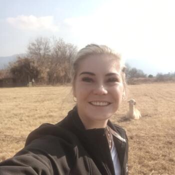 Babysitter in Hartbeespoort: Janel