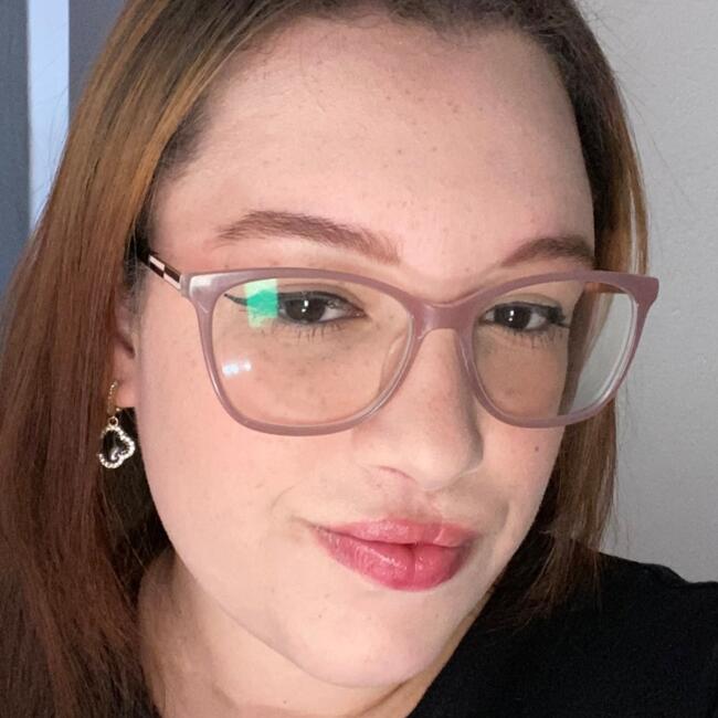 Babá em Uberlândia: Alice Menezes sousa