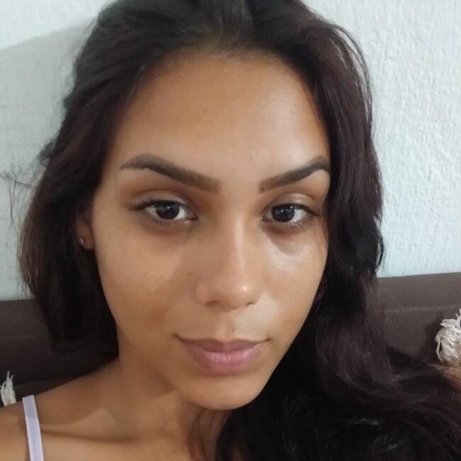 Babysitter in Recife: Evelin Juliana