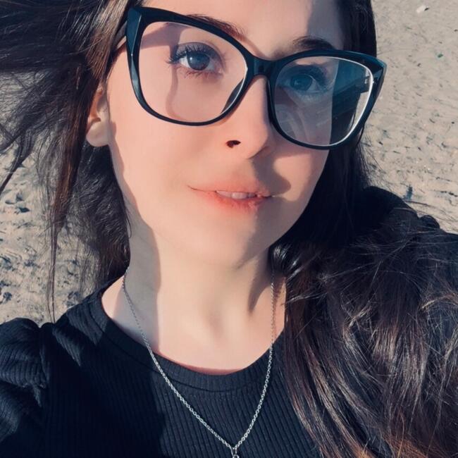 Babysitter in Lyon: Maria