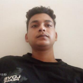 Babysitter Delhi: Lalit