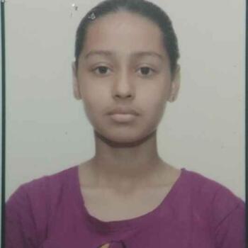 Babysitter Delhi: Vanshika