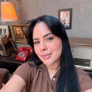 Babysitter in Izmir: Valentina