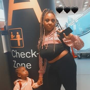 Babysitter in Birmingham: Nai