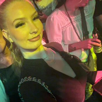 Babysitter in Nijmegen: Ela Fé